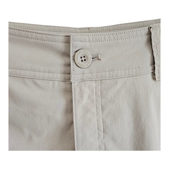 EDDIE BAUER Women's 16 Cargo Shorts Golden Beige 6 Pockets Quick Dry 36 x 5" - Picture 2 of 7